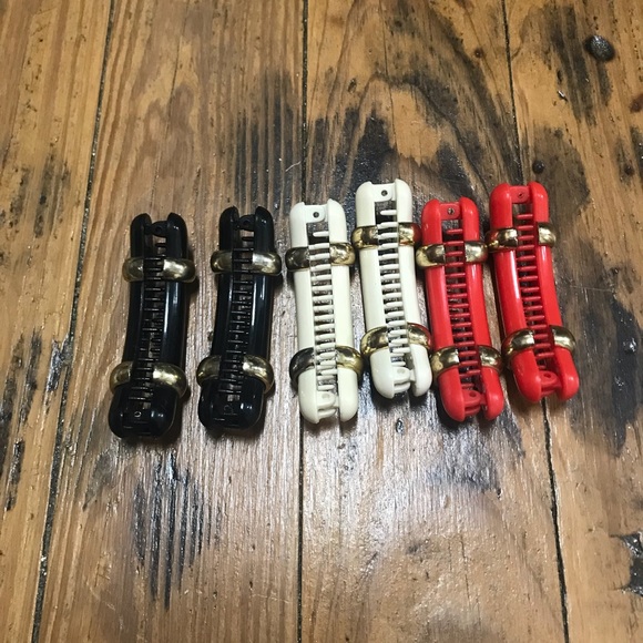 Vintage plastic hair clips - Picture 7 of 7